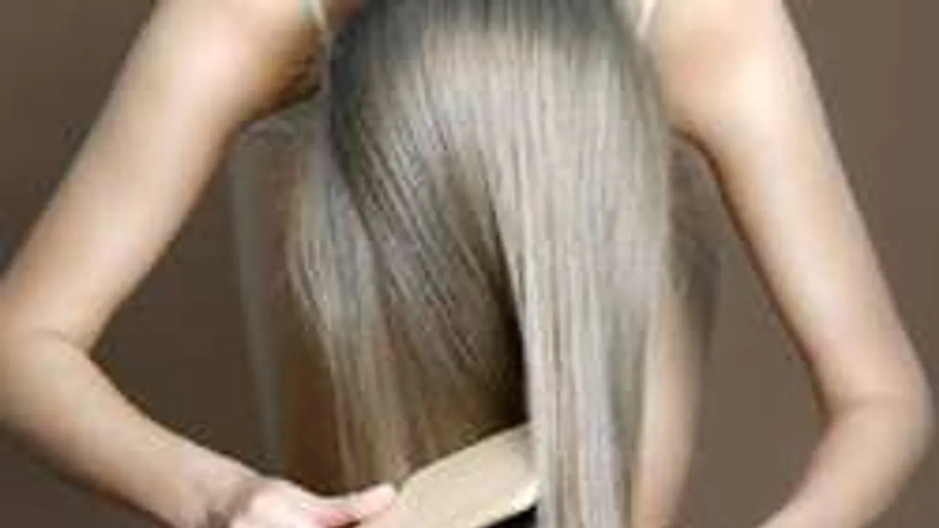 5 egyszerű módszer, amivel otthon is kivilágosíthatod a hajad