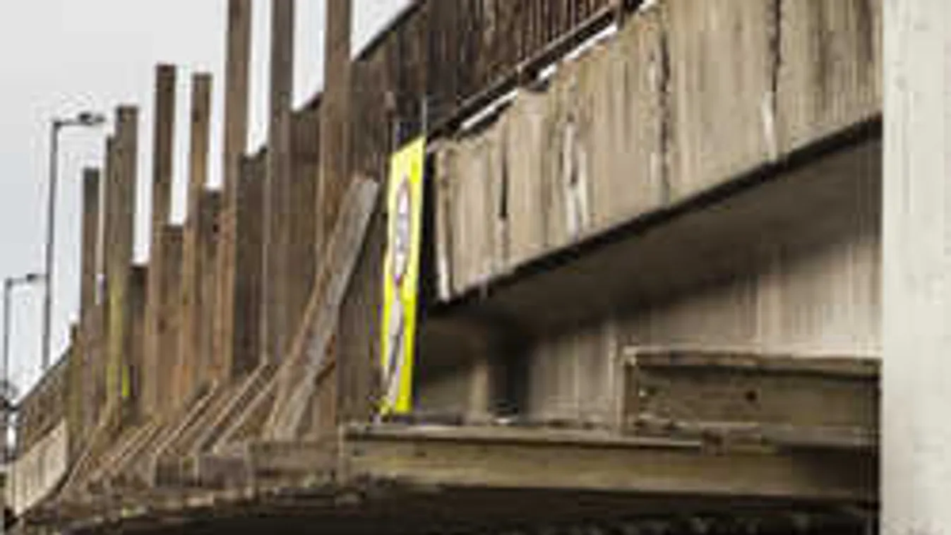 Ügyes trükk, eltakarták a budapesti sebességkorlátozó táblát