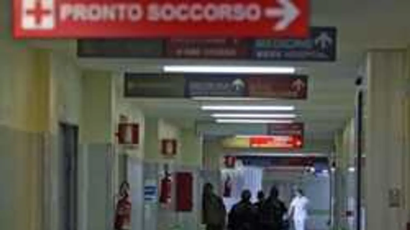 Rabolni ment a migráns a kórházba - végül inkább magához nyúlt