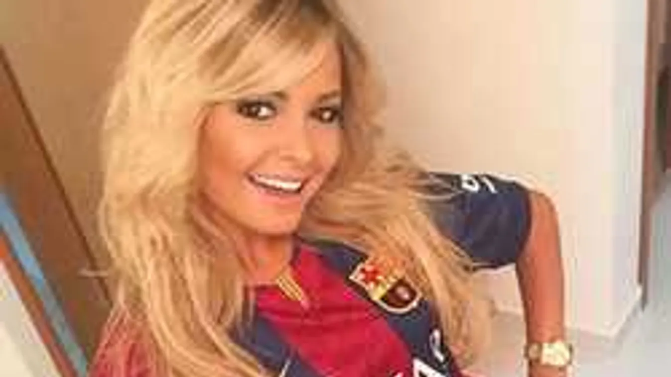 Hétről hétre mutogatja csodás melleit a szexi ringlány