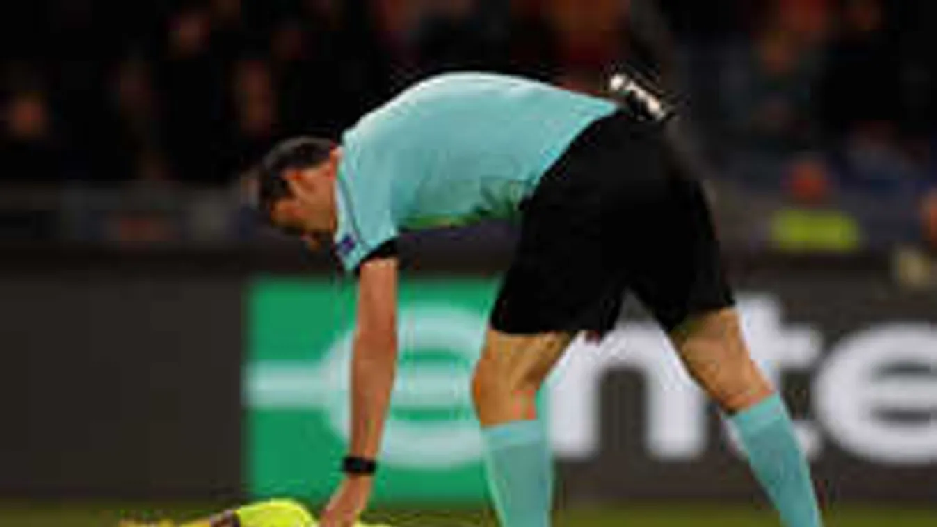 Újabb botrányt kavart a magyar sztárbíró - videó