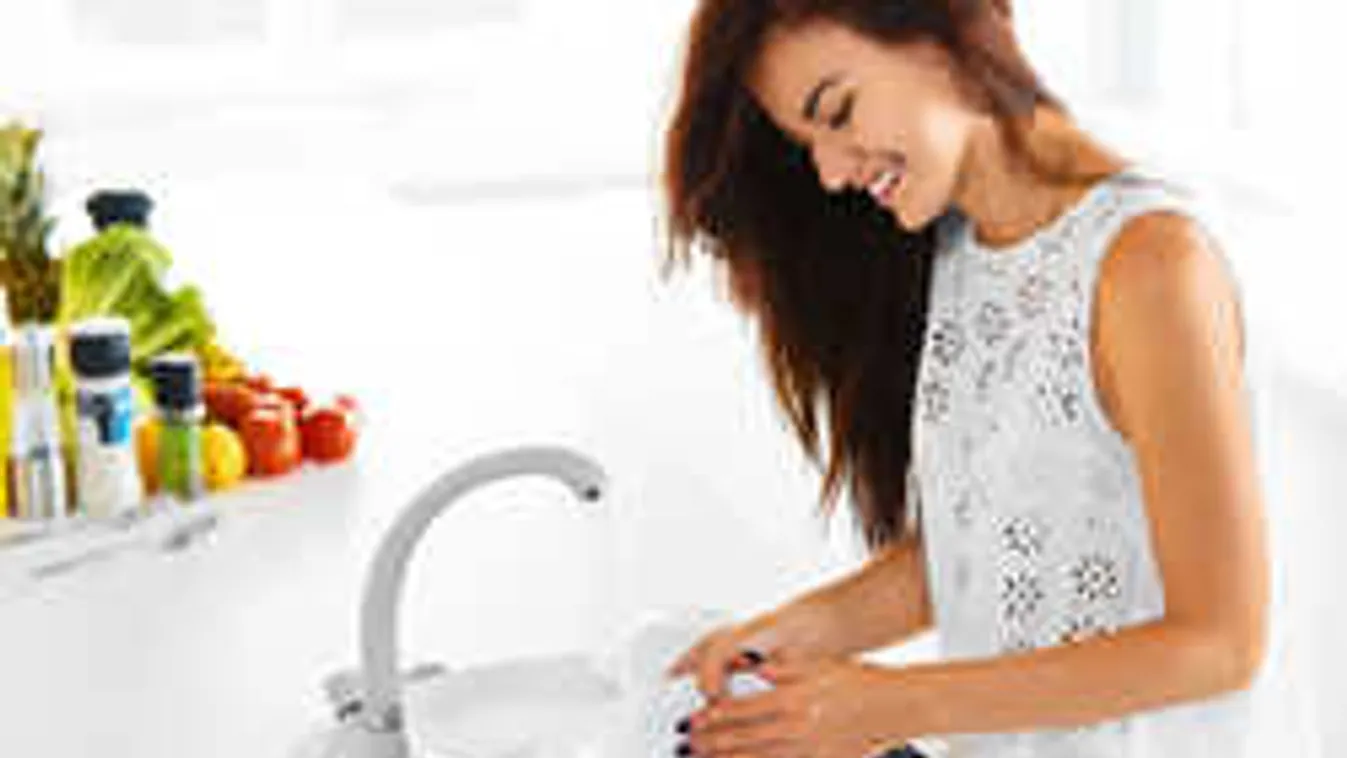 Most kiderül az igazság, hogy kézzel vagy géppel érdemes-e mosogatni