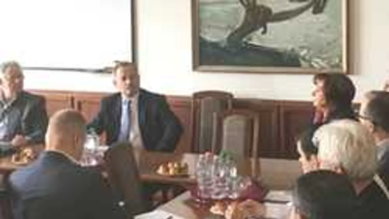 Kiderült, mennyivel emelkedik a minimális építőipari rezsióradíj