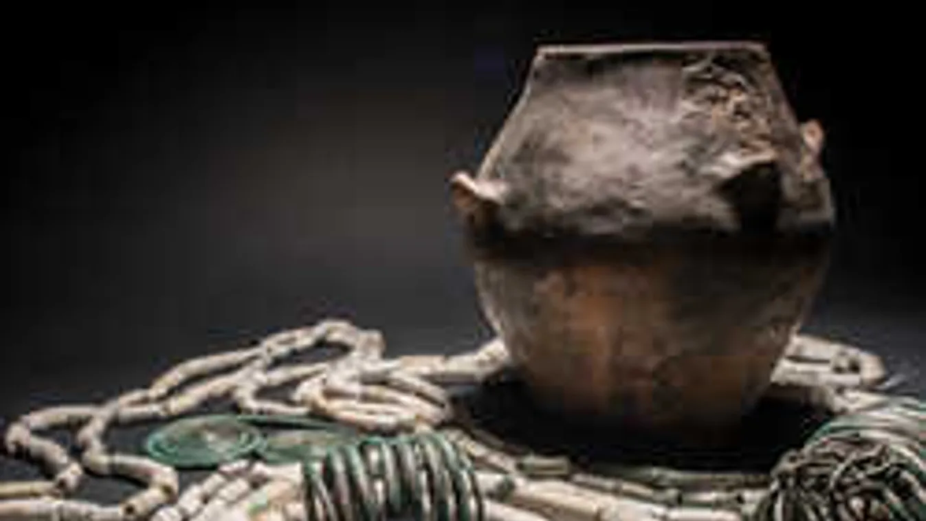 Óriási felfedezés: rézkori kincsleletre bukkantak a régészek