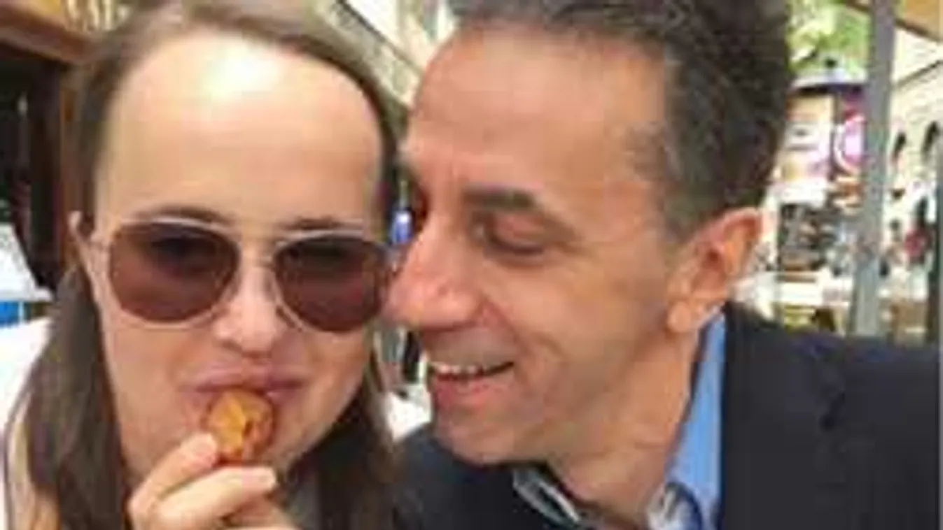 Nem hiszed el, kivel telefonálgat éjjelente Csonka András