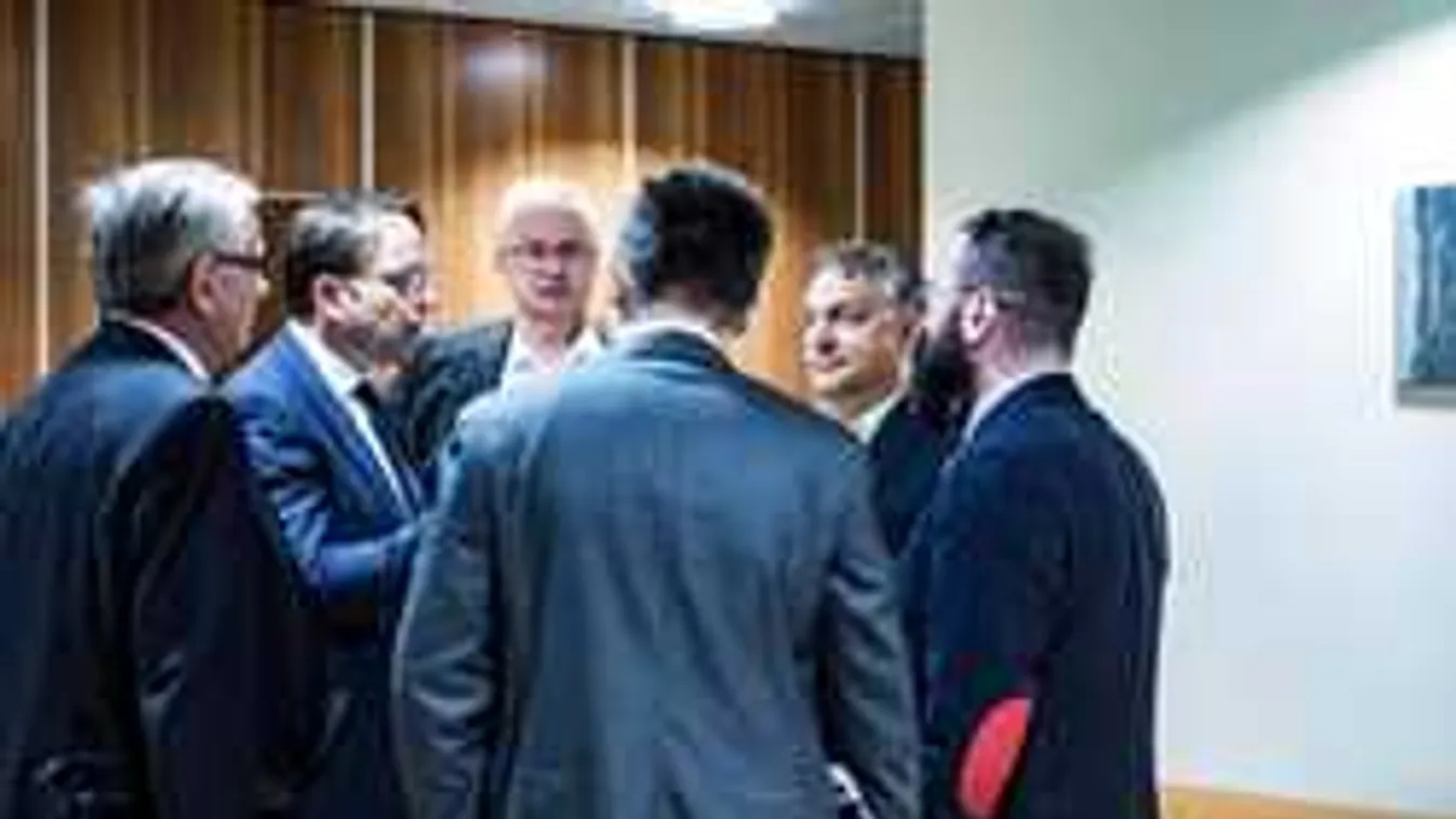 Orbán  váratlan bejegyzése a Facebookon. Bemegy az  oroszlánbarlangba