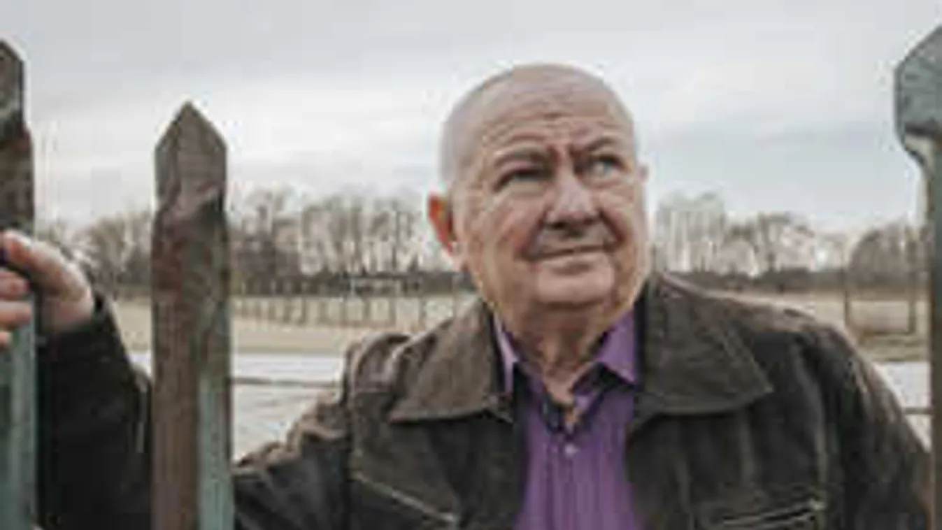 Ez elképesztő: stadionra kéreget az interneten Stadler József - Videó