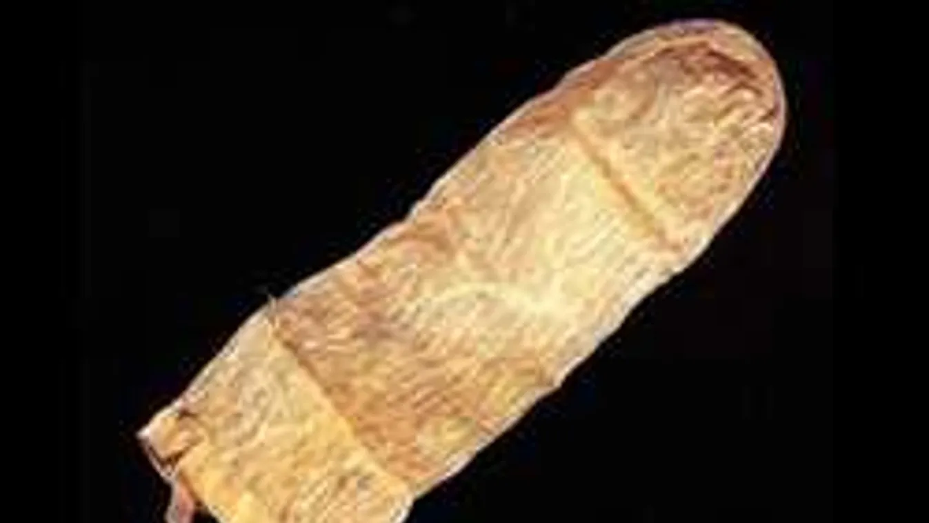 Így néz ki a legrégebbi óvszer