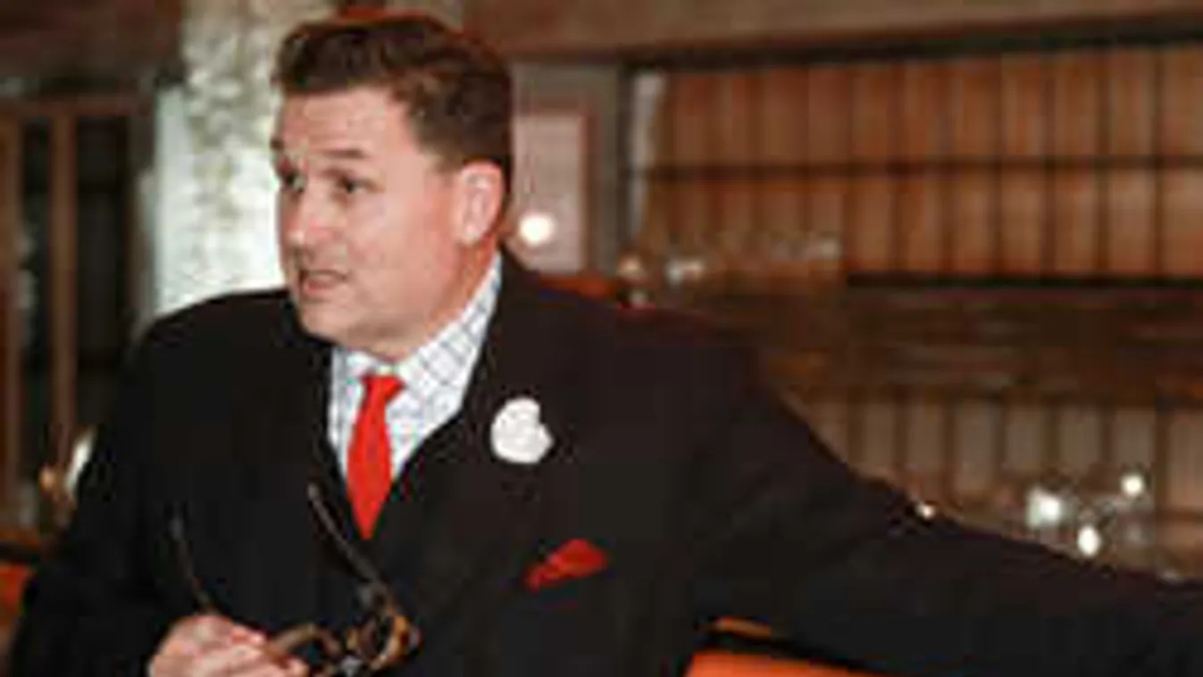 Hihetetlen: Lajcsi portréjával gyalázták meg Bud Spencer emlékfalát