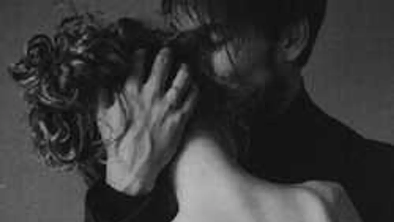 A nők 82%-a ettől indul be szeretkezés közben