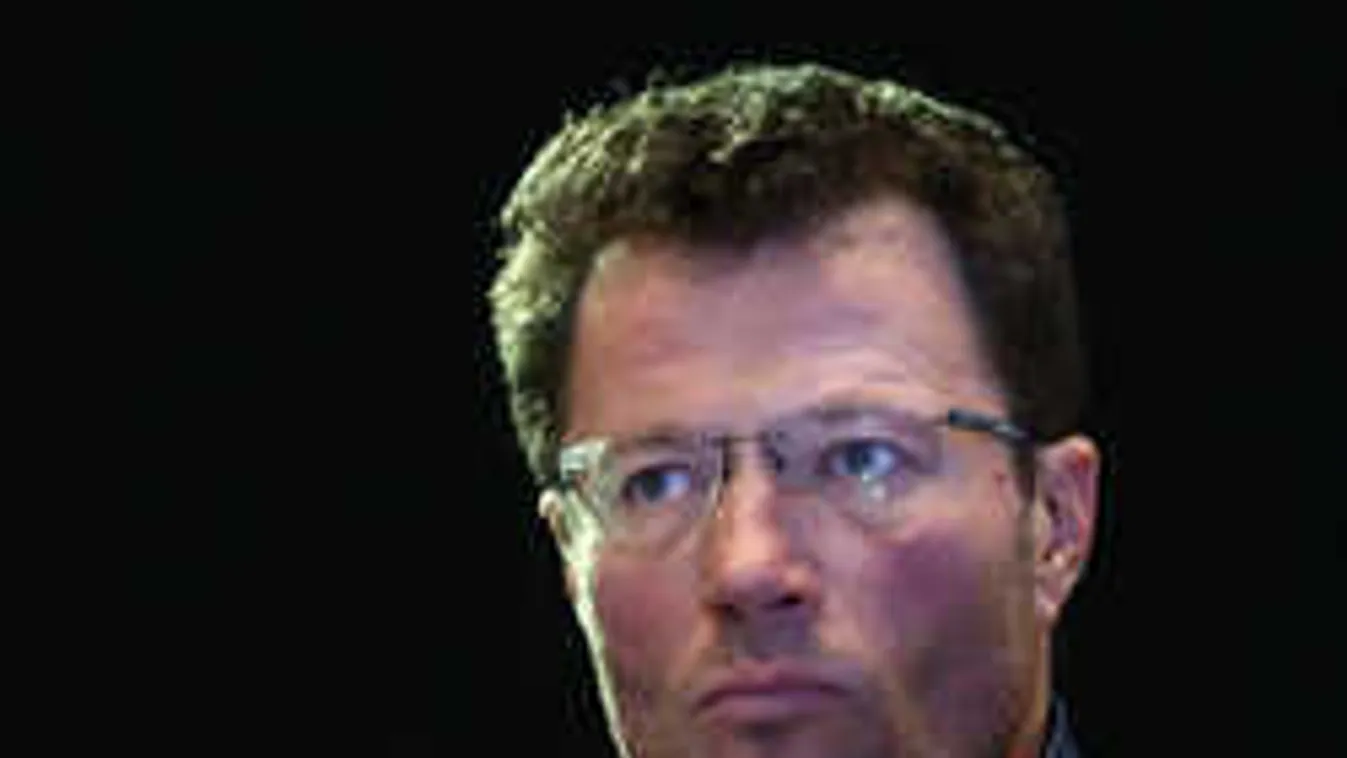 Újból megszegte börtönben tett fogadalmát  Stohl András- Fotó