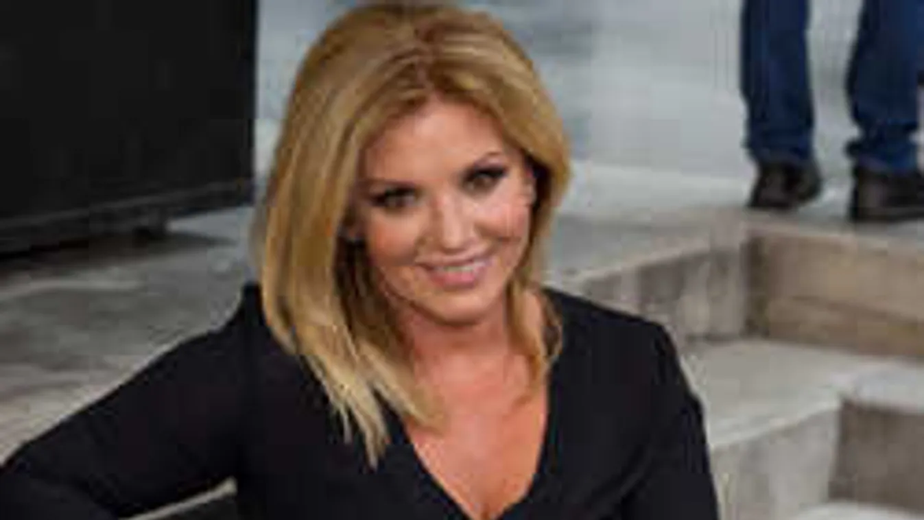 Exkluzív fotót készített gyermekeiről Liptai Claudia