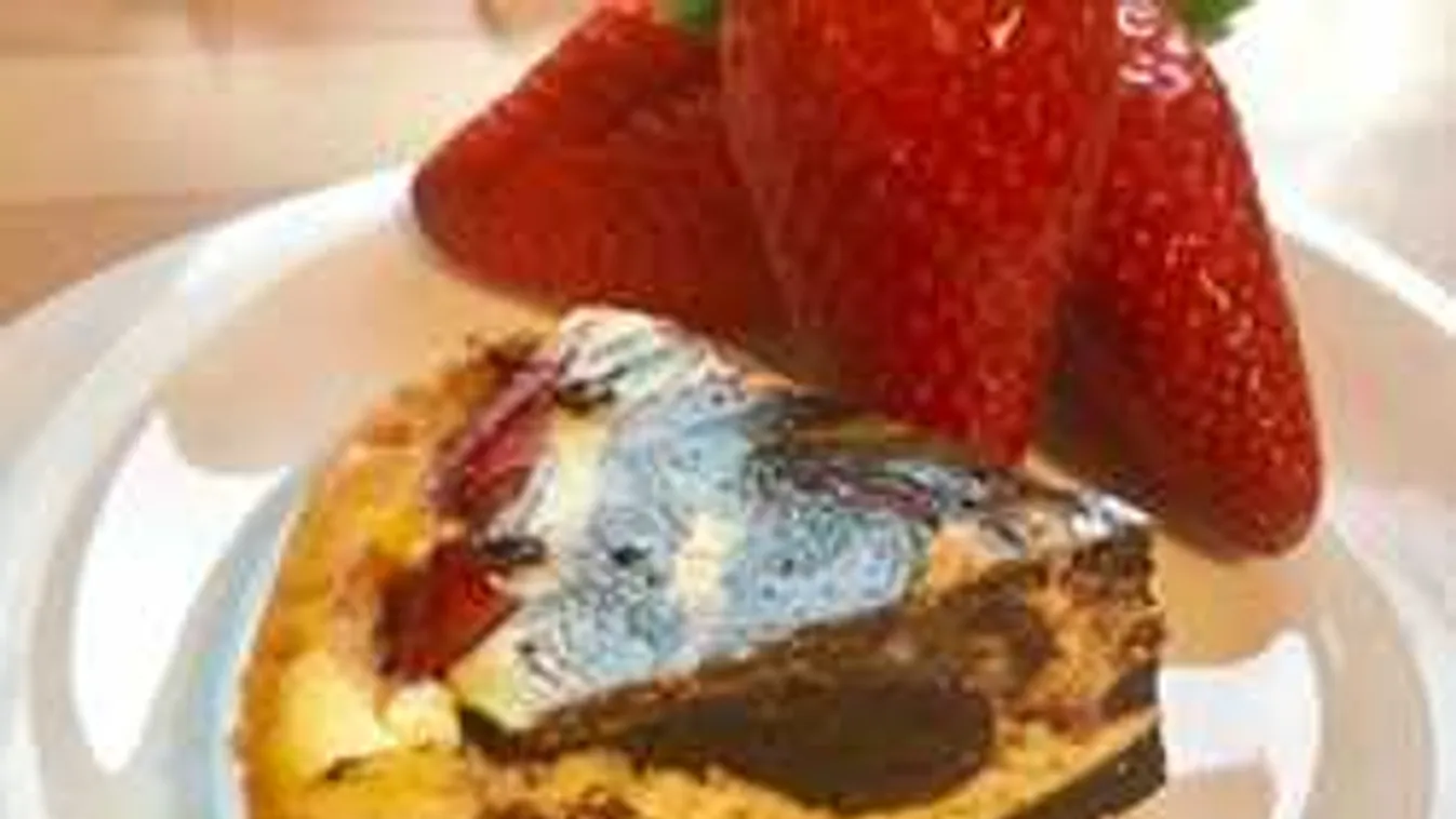 Percek alatt összedobod: Zérócukros túrótorta az új magyar kedvenc