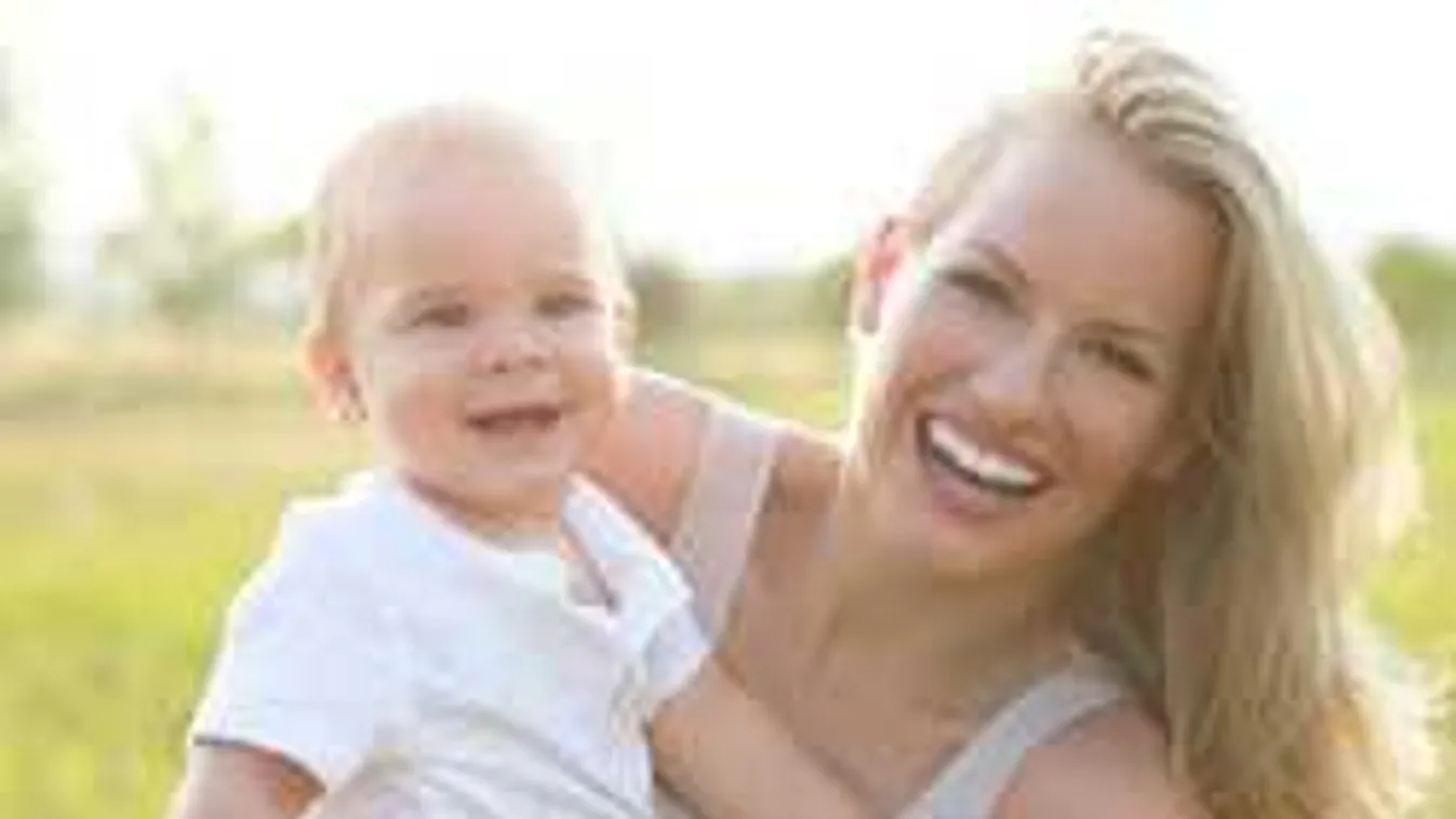 Hamarosan gyermeke lesz a  műsorvezetőnek