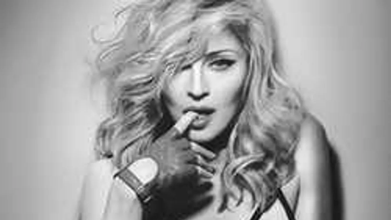 Meztelen képek a 21 éves Madonnáról!