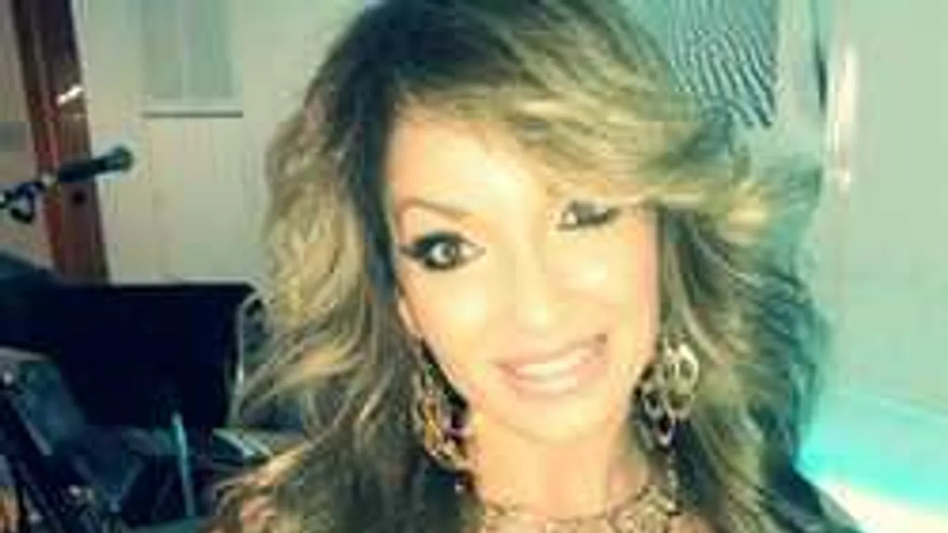 Elküldené férjét a frissen szült énekesnő