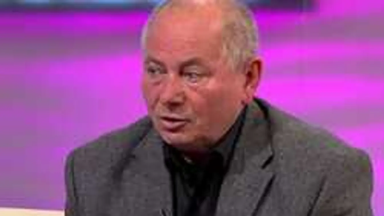 Nemcsak a betegség tette tönkre Usztics Mátyás életét