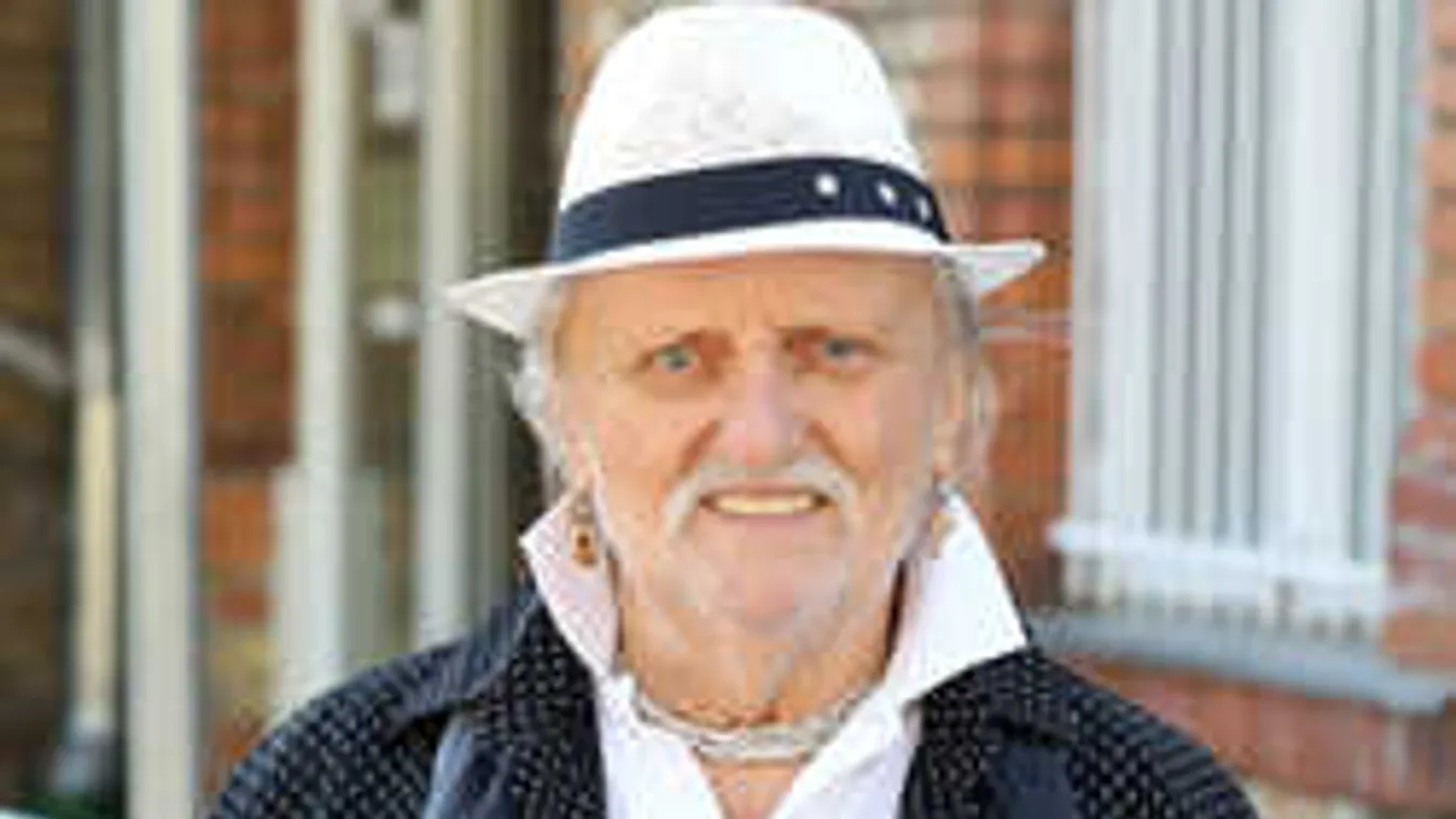 Ide szökött Benkő László a rengeteg orvosi vizsgálat után