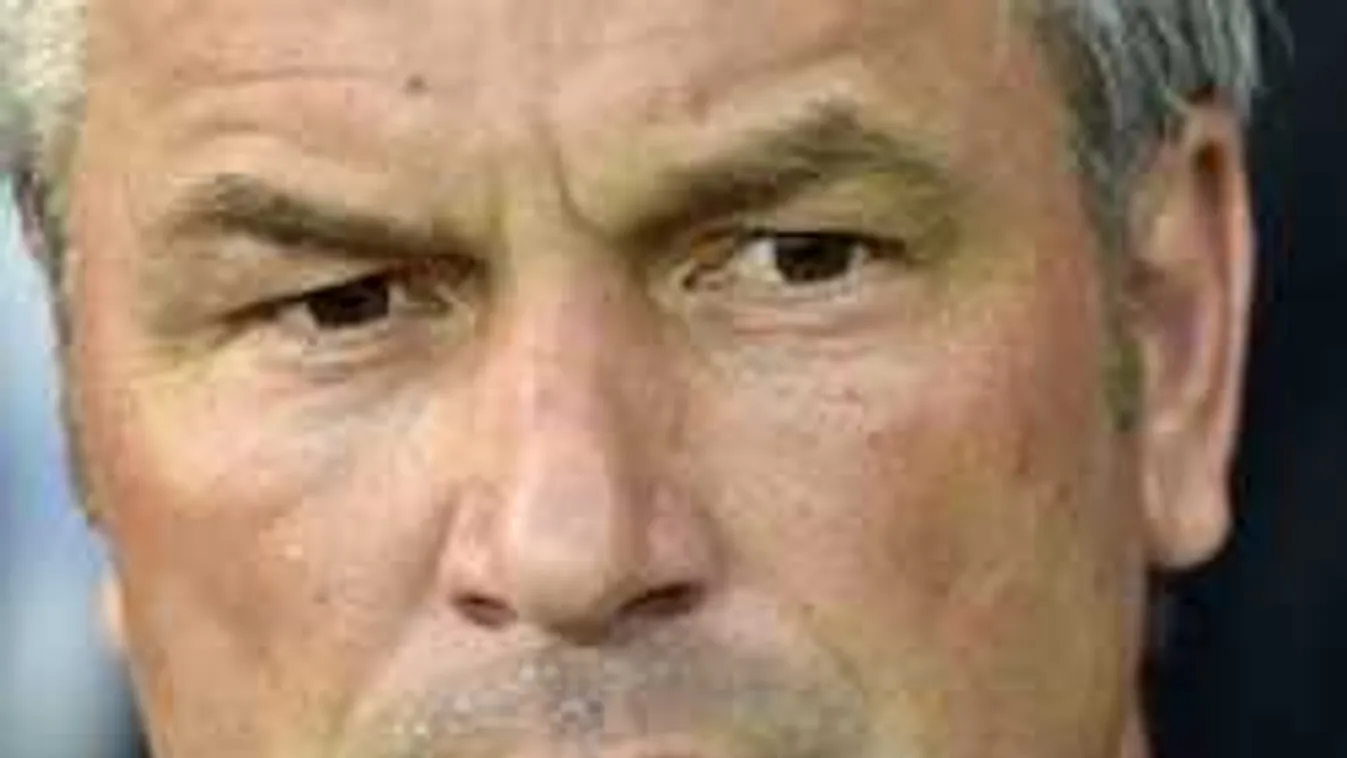 Bernd Storck döntött, kihagyja a legjobb magyar klubok játékosait