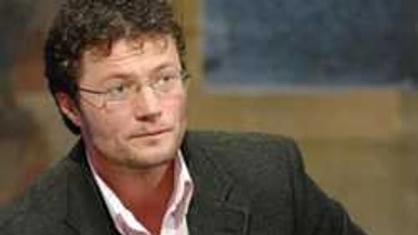 Stohl András elárulta, Afrikában turbózza fel férfiasságát