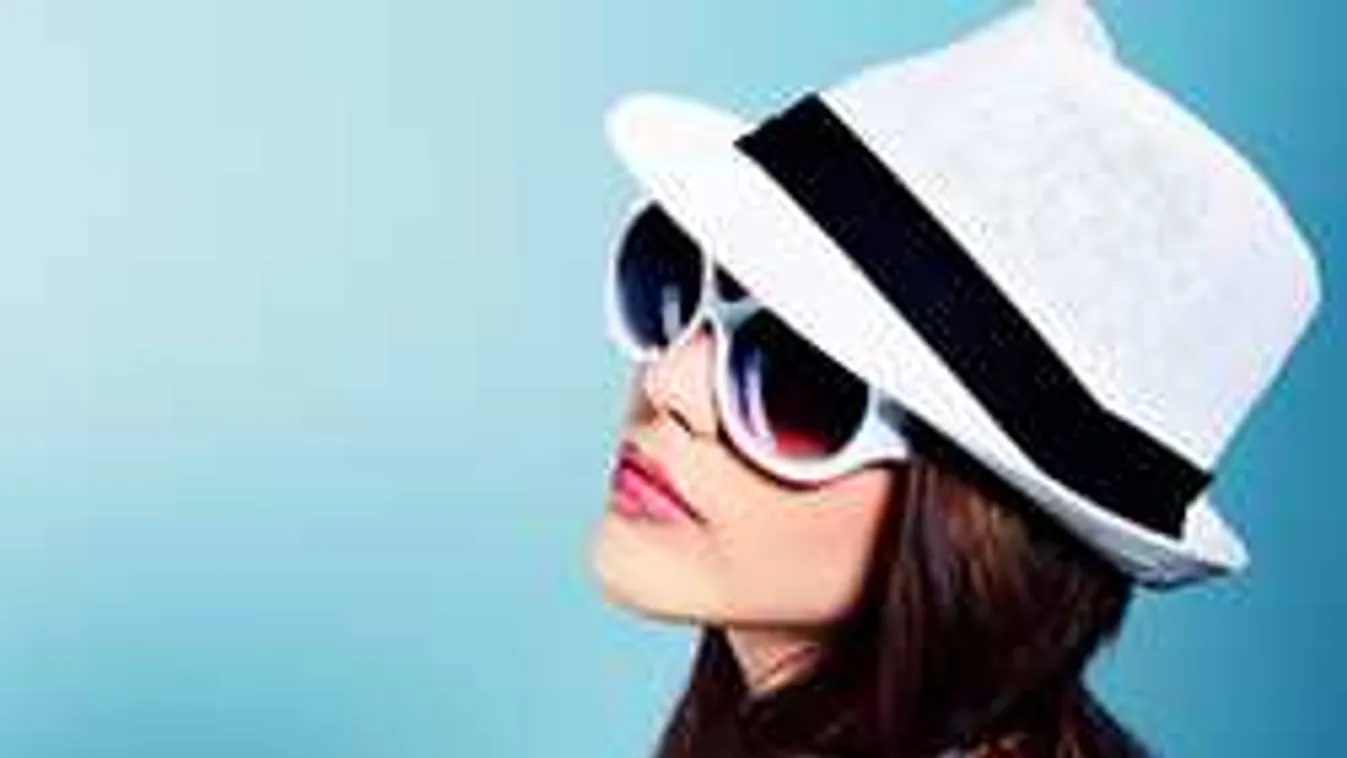 Elegáns és nőies lesz a divat! Így leszel titokzatos és csábító!