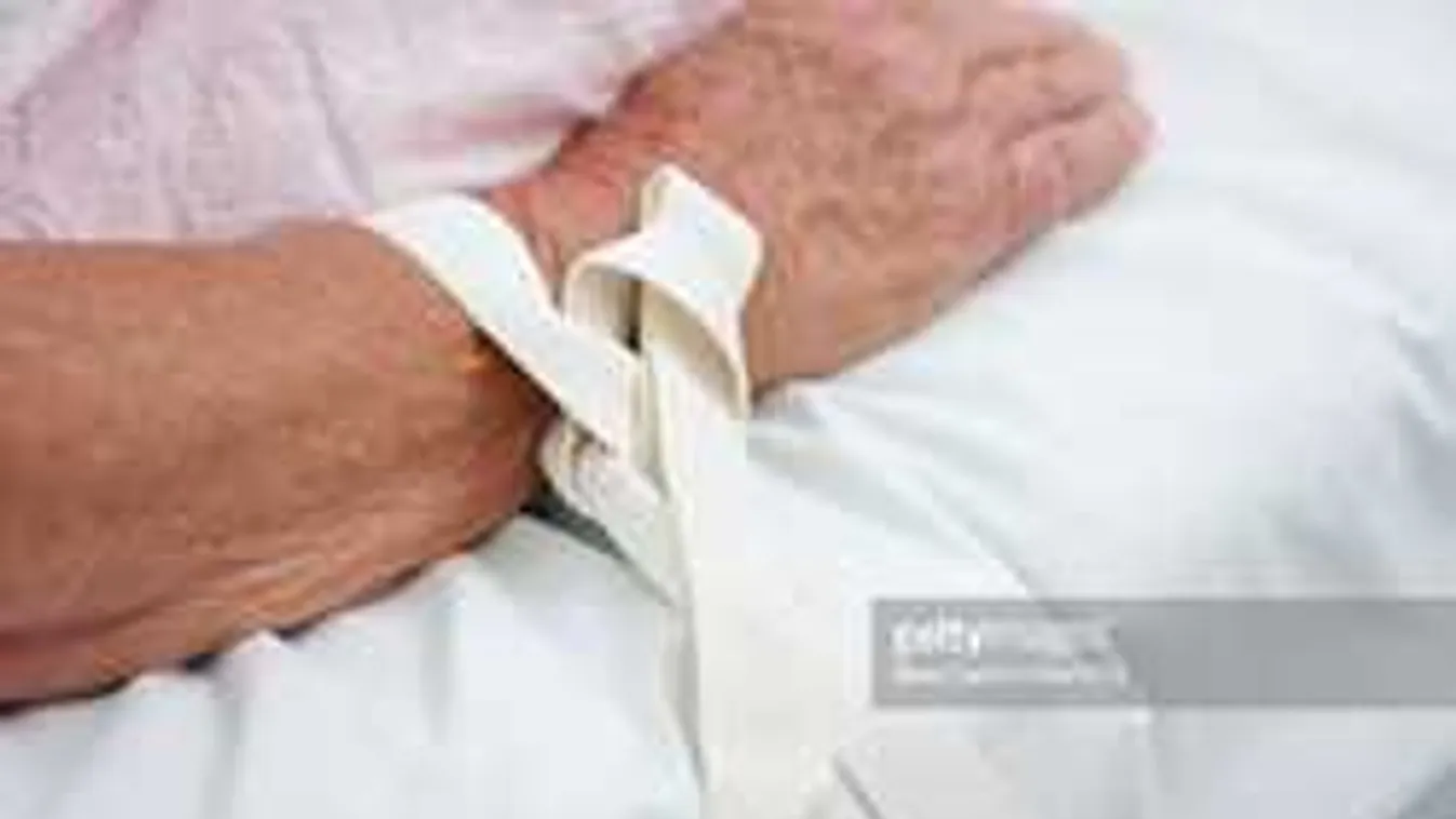 Óriási vita a betegek lekötözéséről