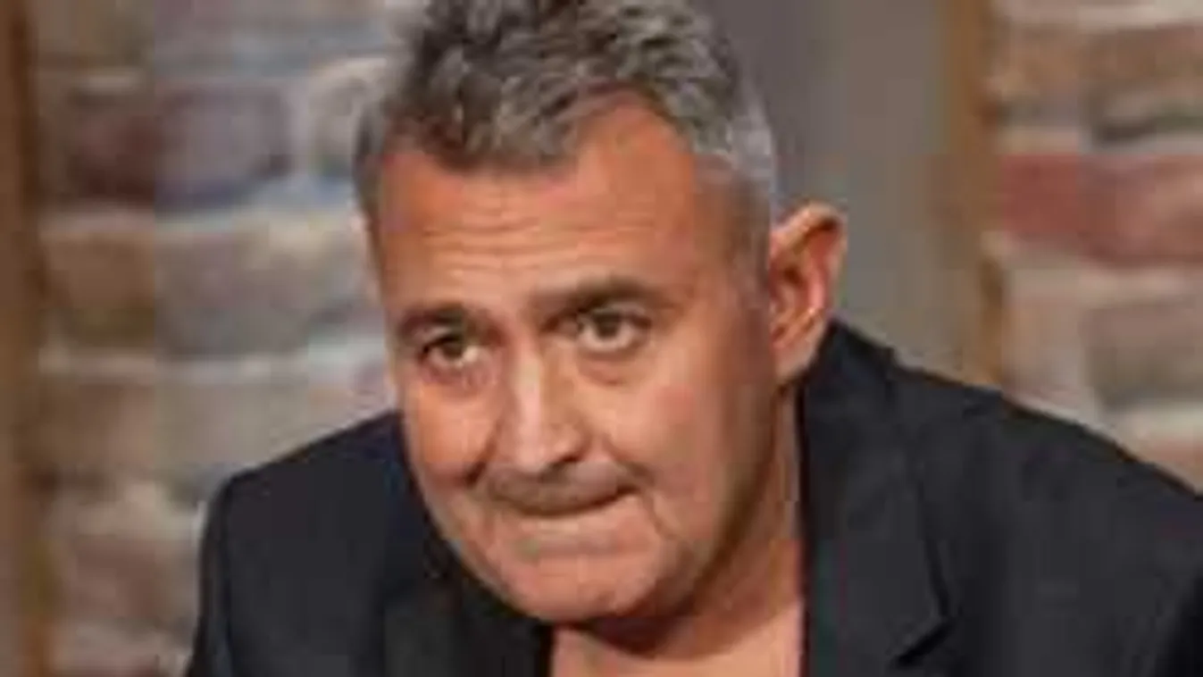 Hoppá-hoppá: Gesztesi Károly fizeti ki fia filmjének forgatását