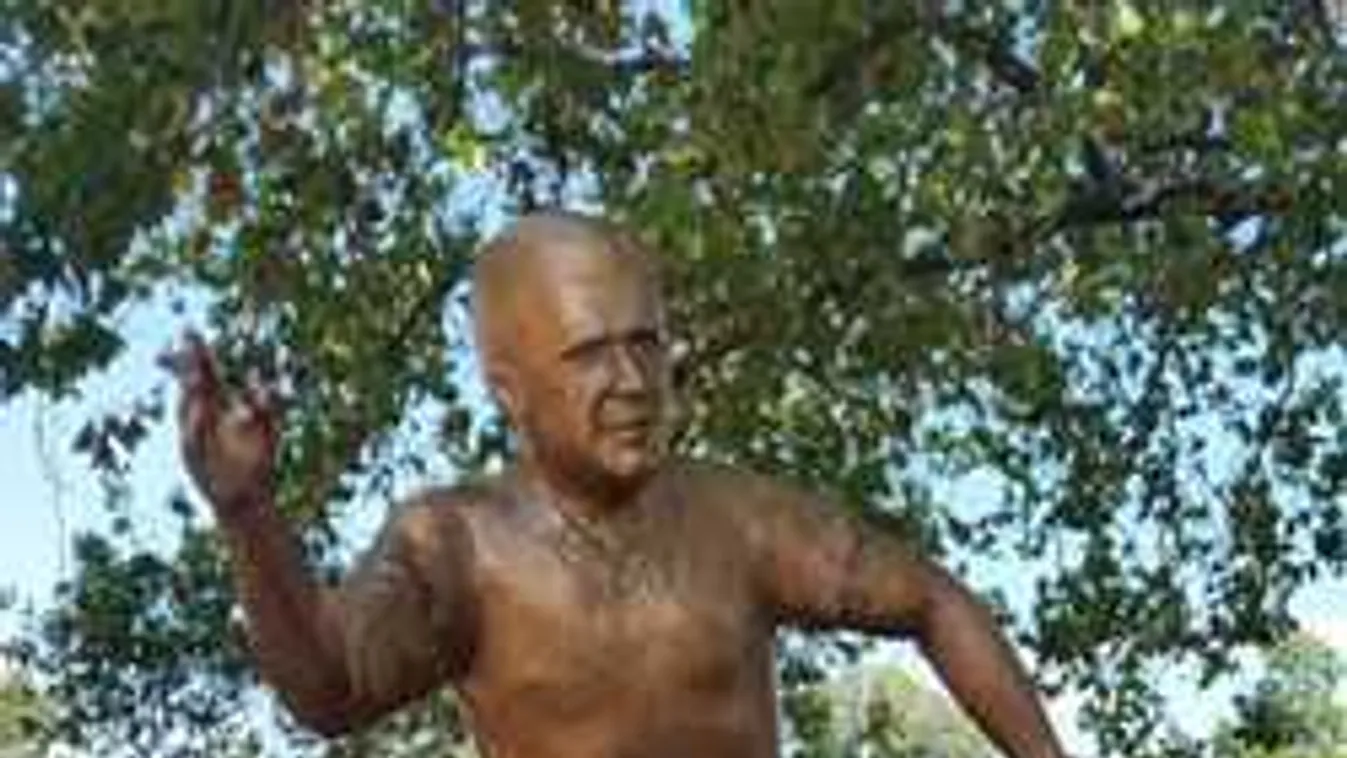 Meglepő dolgot tett Ausztráliában a Tankcsapda frontembere