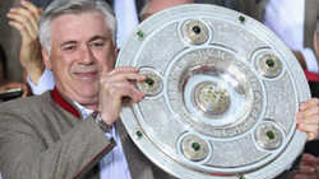 Micsoda produkció, Anastaciával énekelt az edzőlegenda