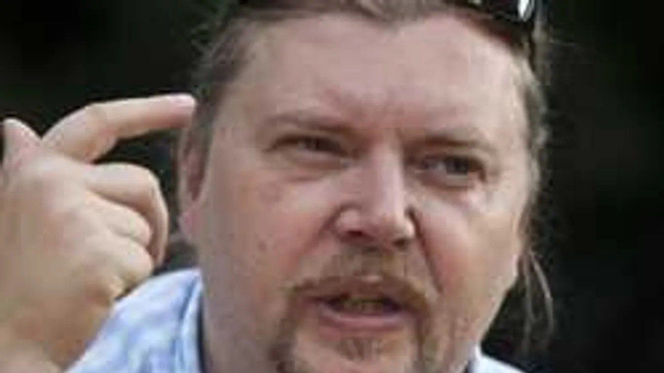 Háttérbe vonul a magyar fesztiválpápa, lezárul egy korszak