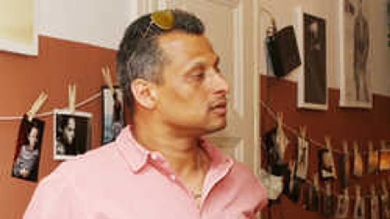 Döntött, beadta a válási papírokat a népszerű magyar énekes