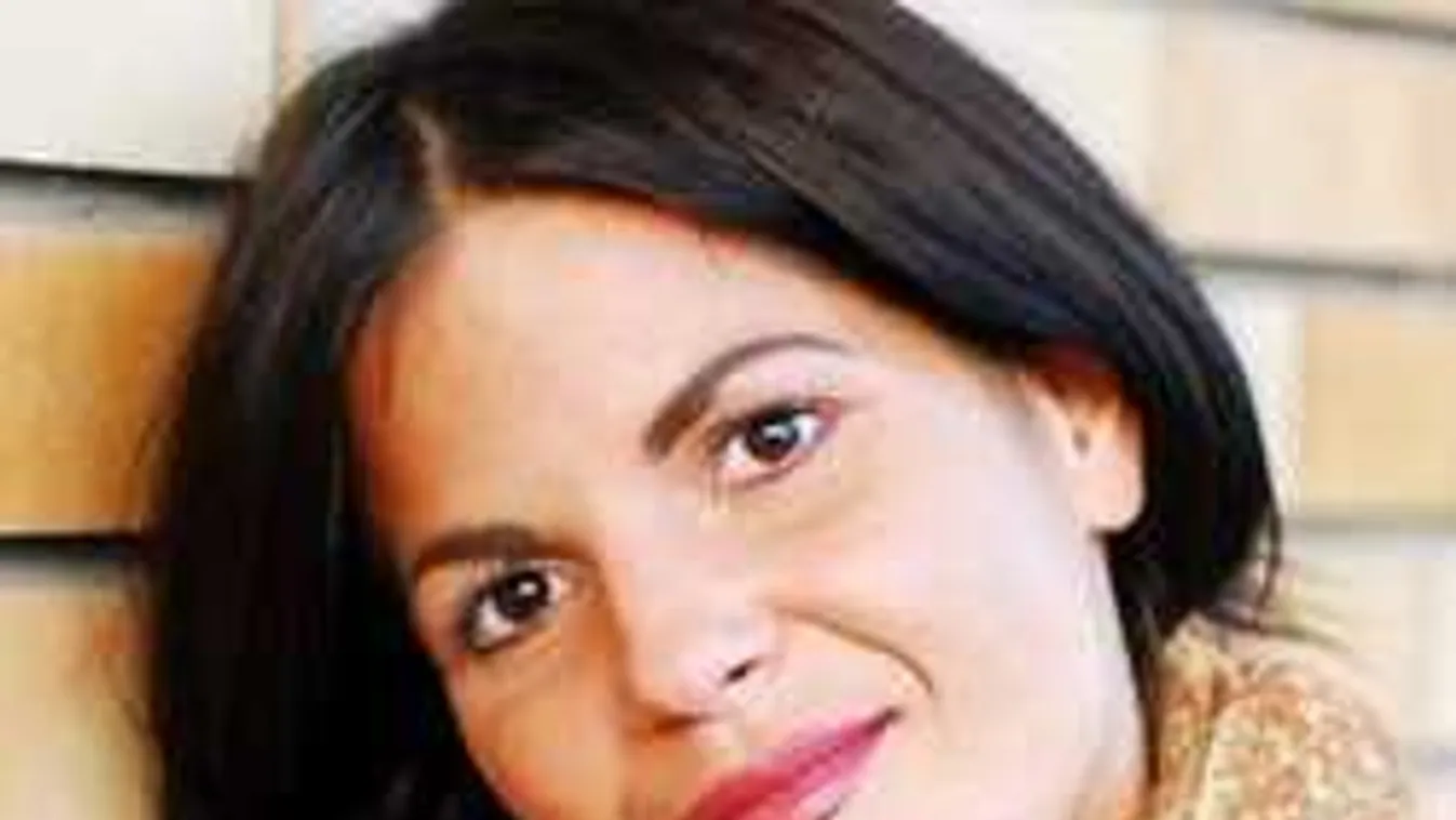 Eltiltotta gyerekét a szüleitől Oszter Alexandra