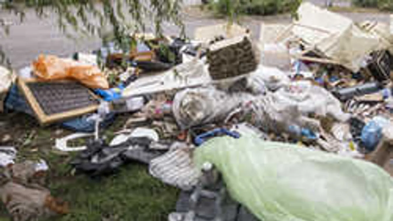 Megjárta a pesti nő, aki becsülettel le akarta adni a veszélyes anyagot