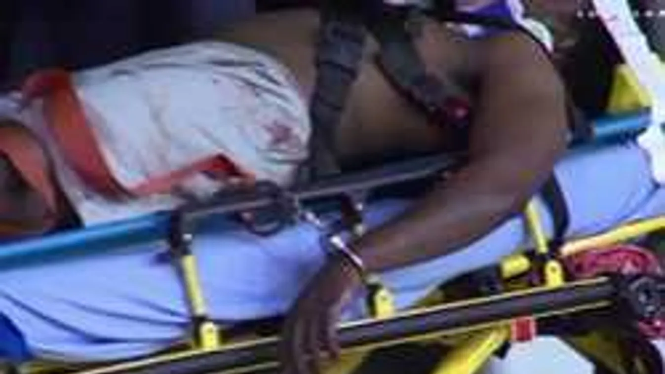 Támadás Rómában! A 16 éves lány késsel védekezett...