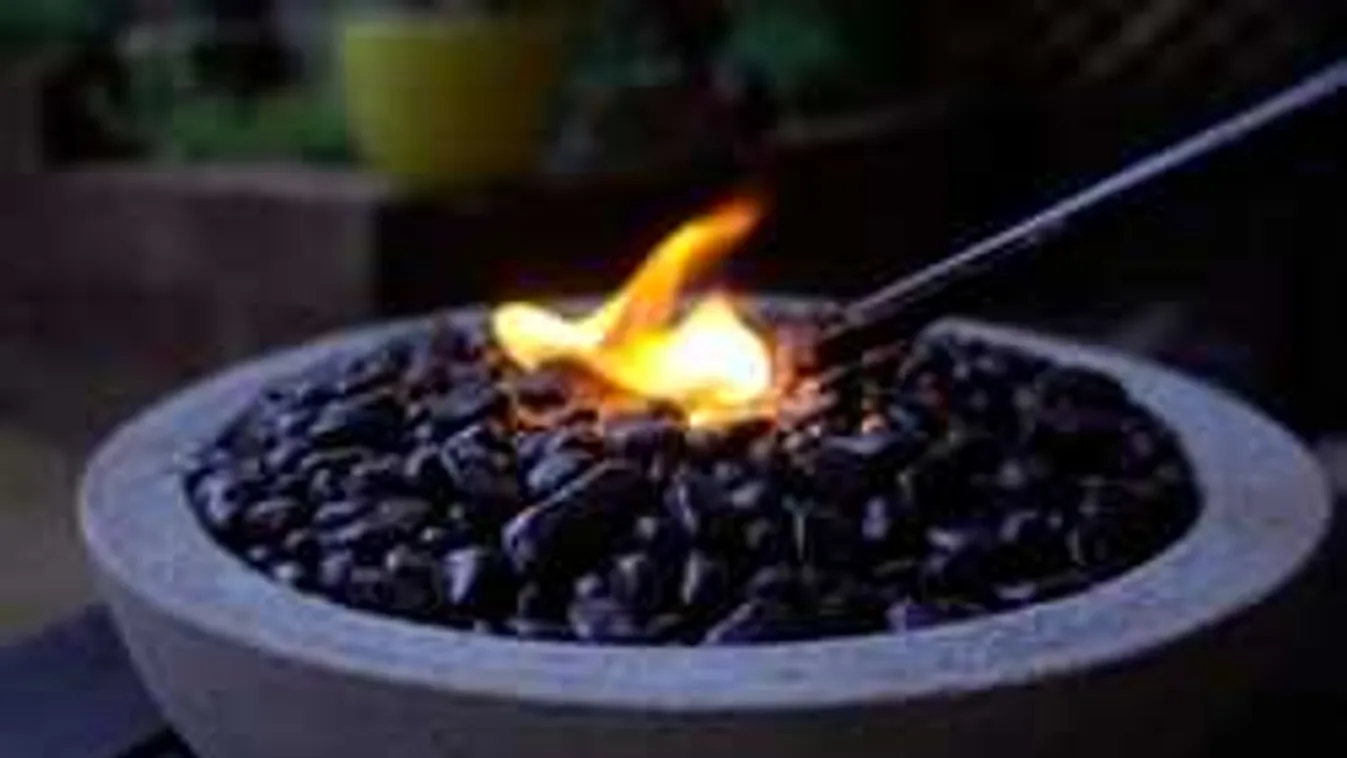 A tábortűz már a múlté, ez a kerti őrület a fiatalok új kedvence