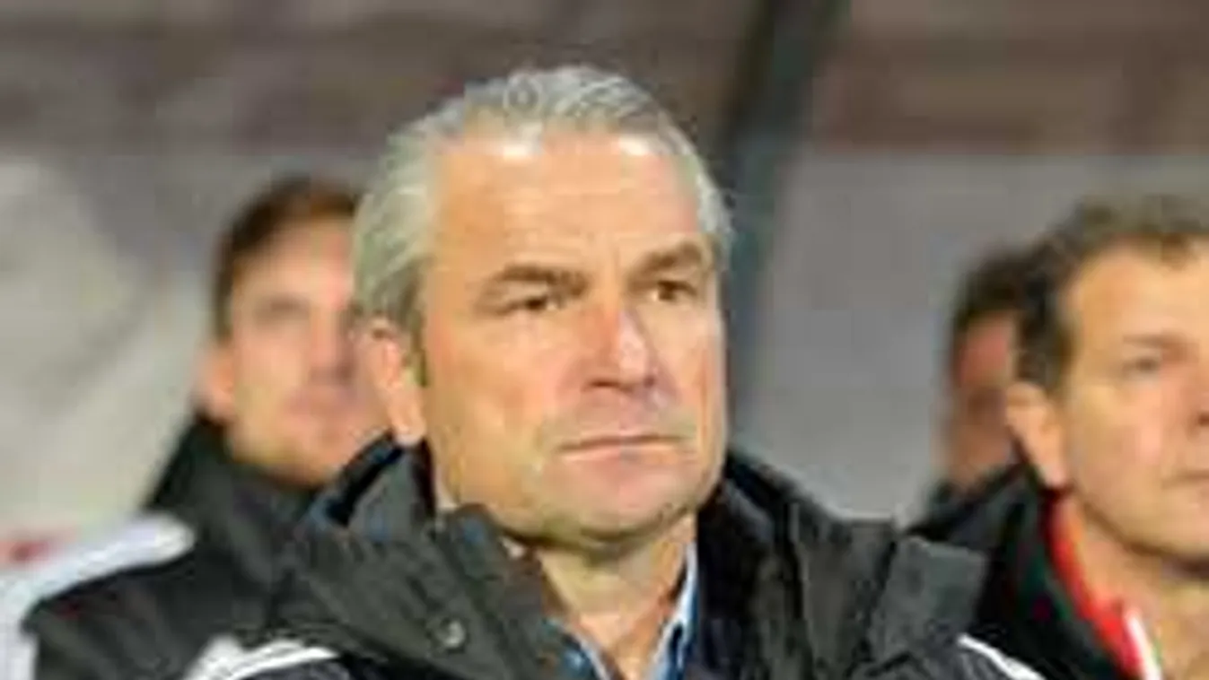 Ezért kell mennie, vagy maradnia Storcknak