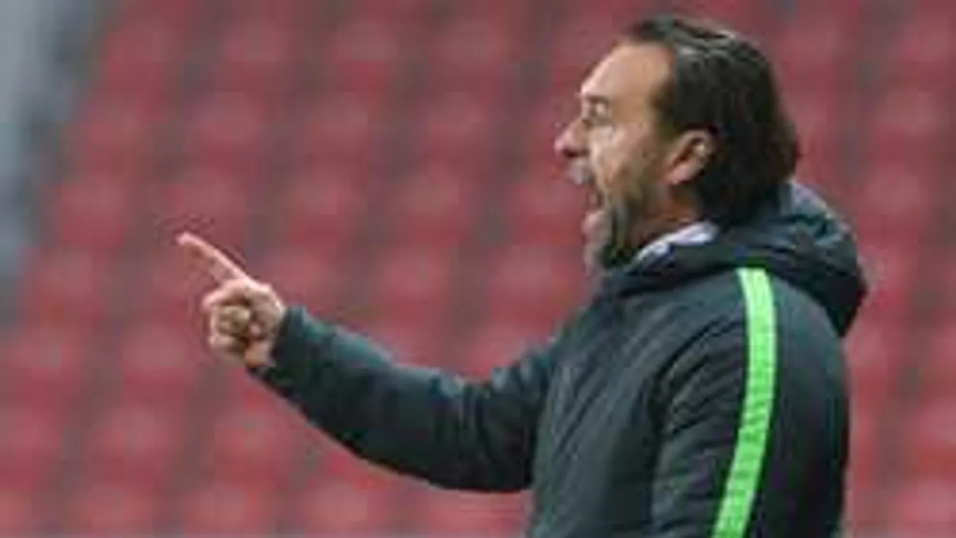 Doll nem kertel, jobb játékosokat kér