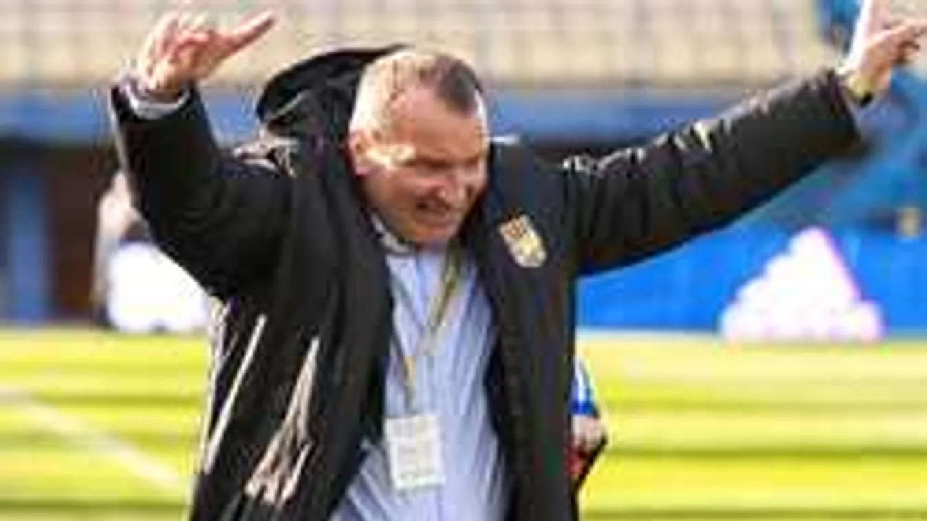 Hoppá, ez a szakember válthatja Bernd Storckot