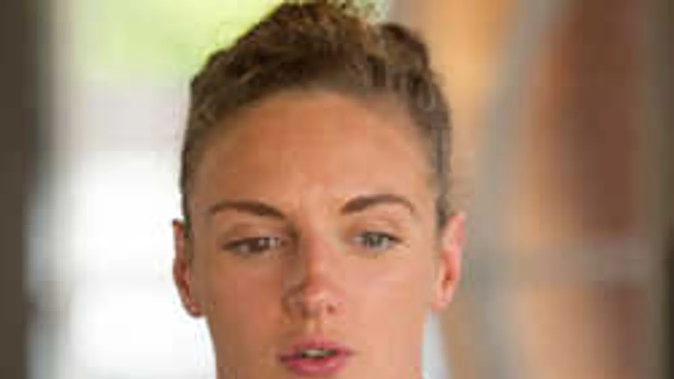 Mélyütés, durván beszólt bajnokunk Hosszú Katinkának!