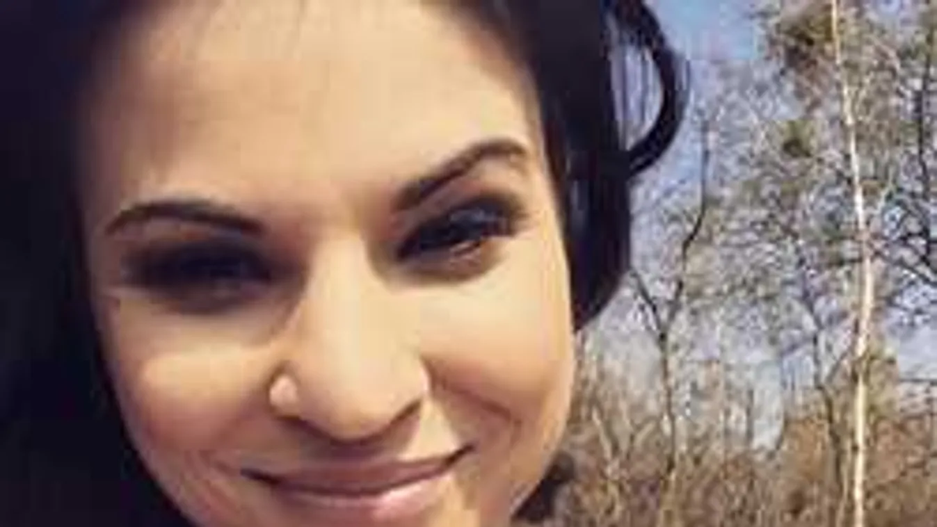 Ledobta a ruhát a magyar műsorvezető, ilyen szexi képet osztott meg