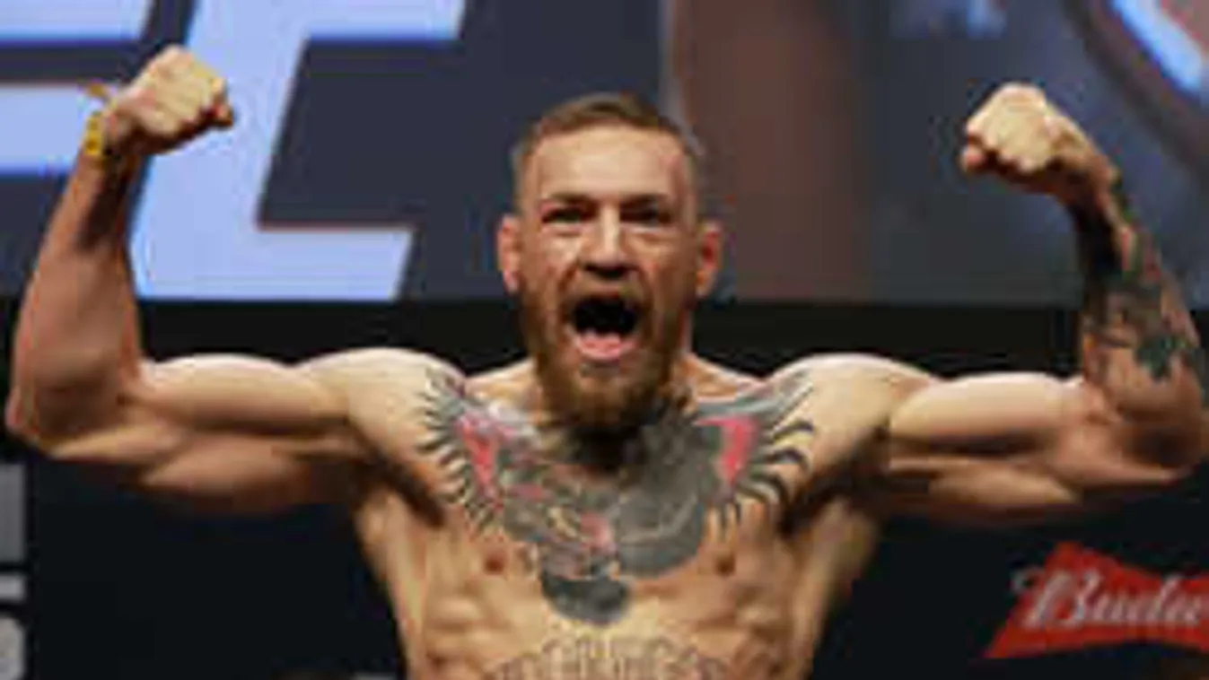 Megőrült? Így készül az év legvadabb bunyójára a sztár