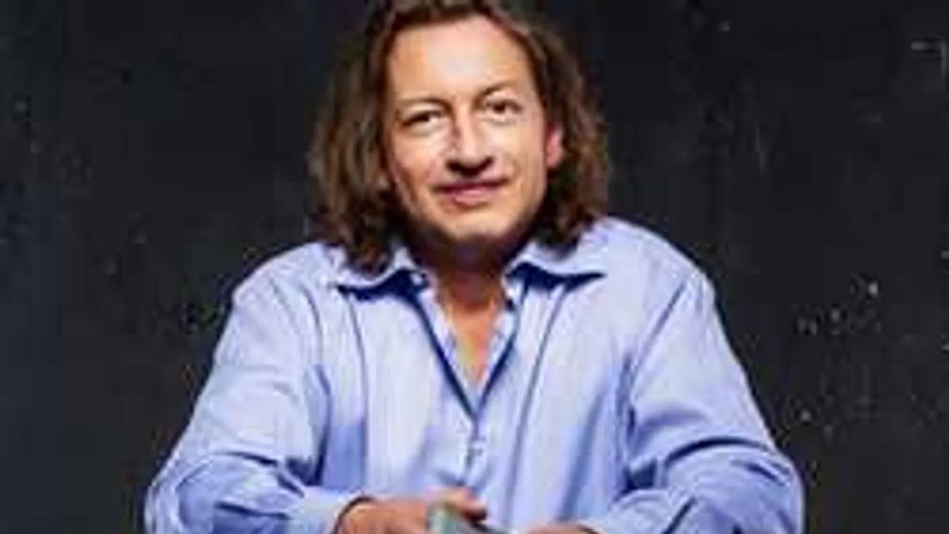 Csernus doki dobogóra üvölti a vízipólós lányokat?