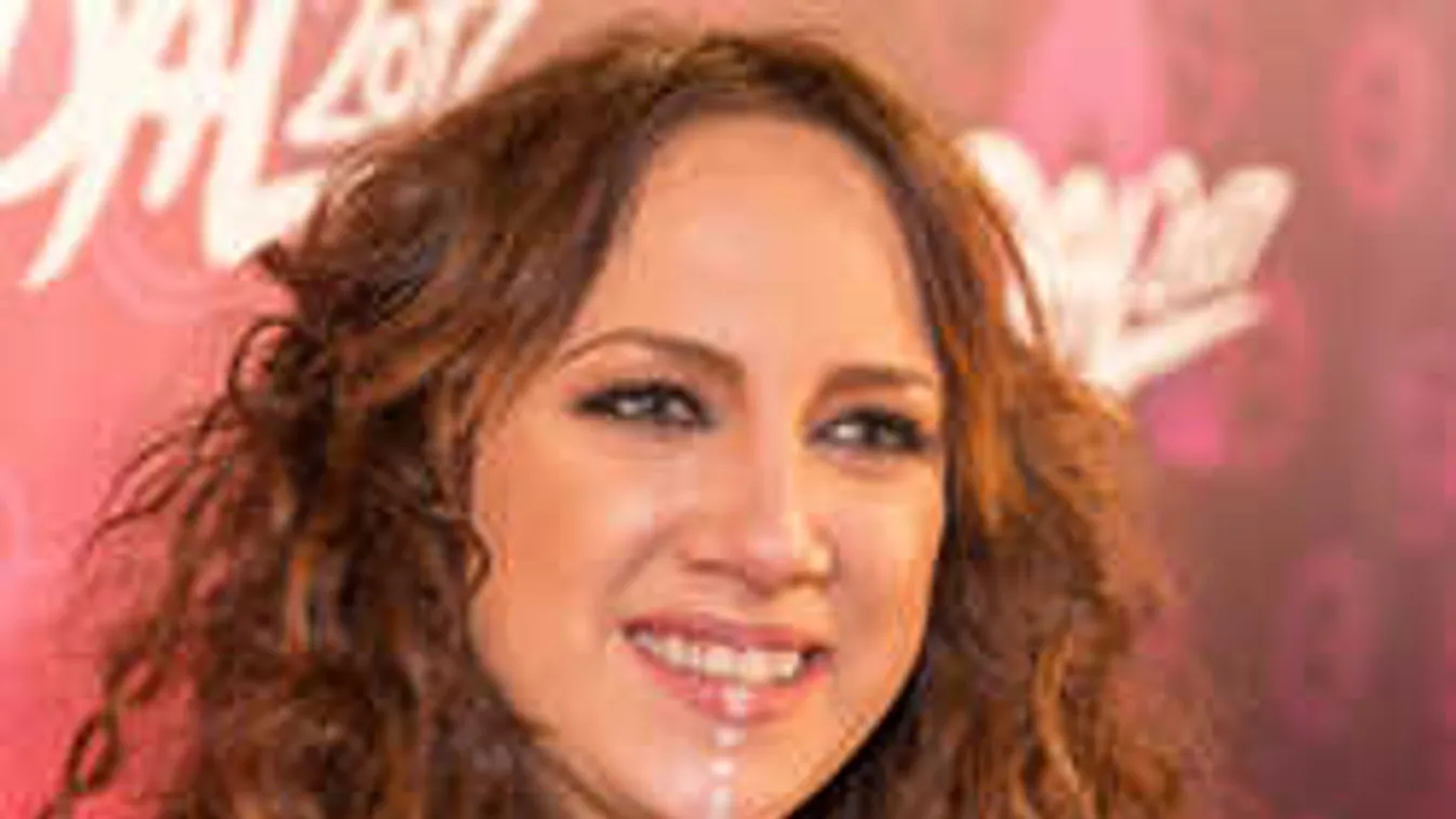 Tóth Gabi szexis, mellrázós videójától felforr a véred