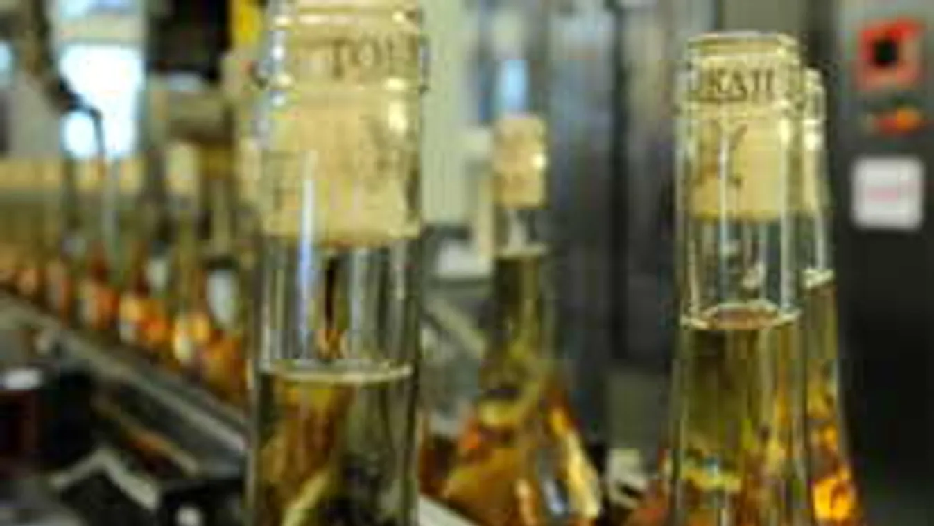 Magyar bor tarolt a franciaországi világversenyen