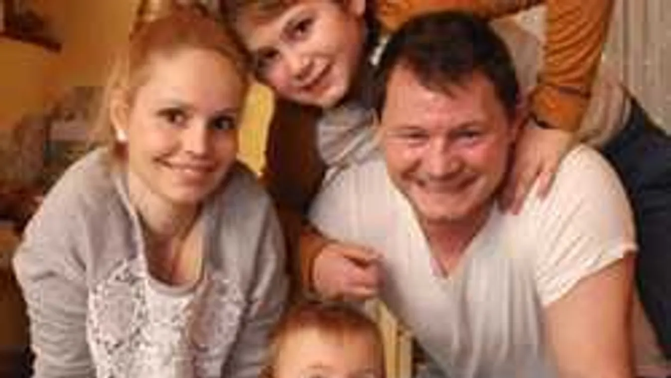 Rejtélyes betegség: Ezt a rendellenességet találták Madár babájánál!