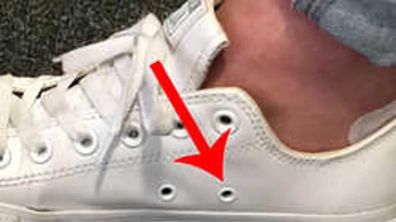 Ezért van két lyuk minden tornacipő oldalán!