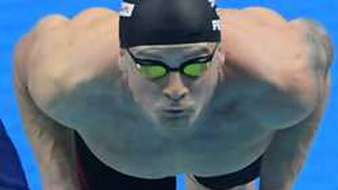 Hihetetlen, mit művelt egy úszó délelőtt a Duna Arénában