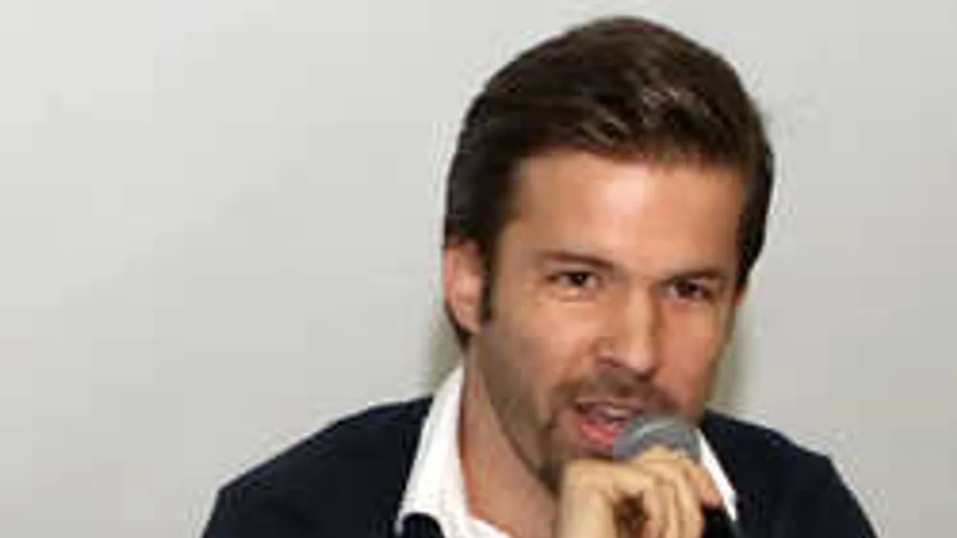 Újabb fordulat, ezen a néven folytatják tovább Sebestyén Balázsék!