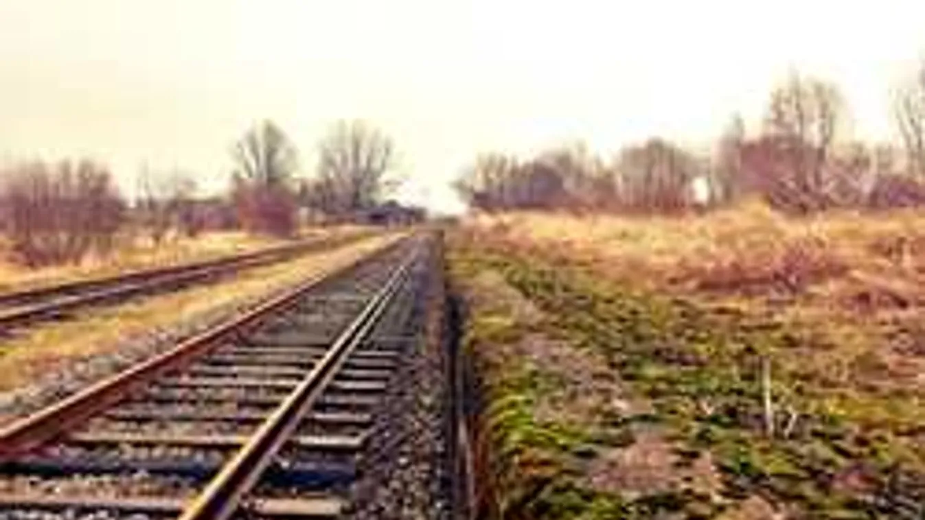 Tragédia Pest megyében, gázolás miatt nem járnak a vonatok