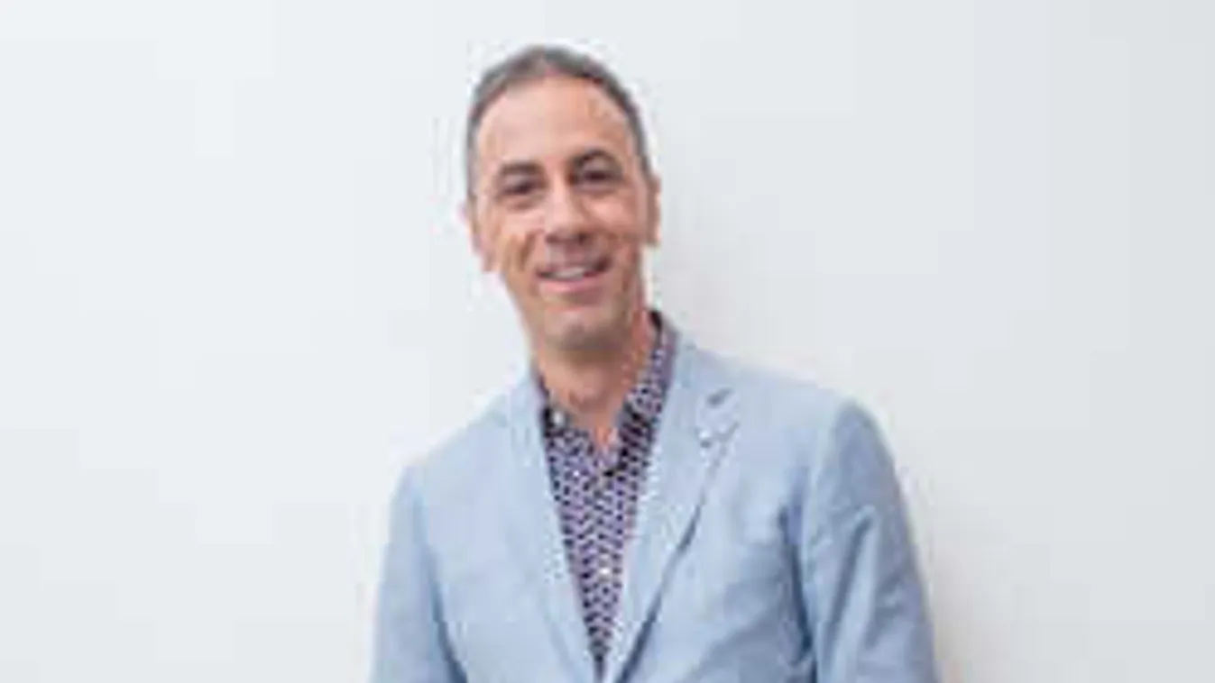 Elképesztő helyen nyaral Csonka András